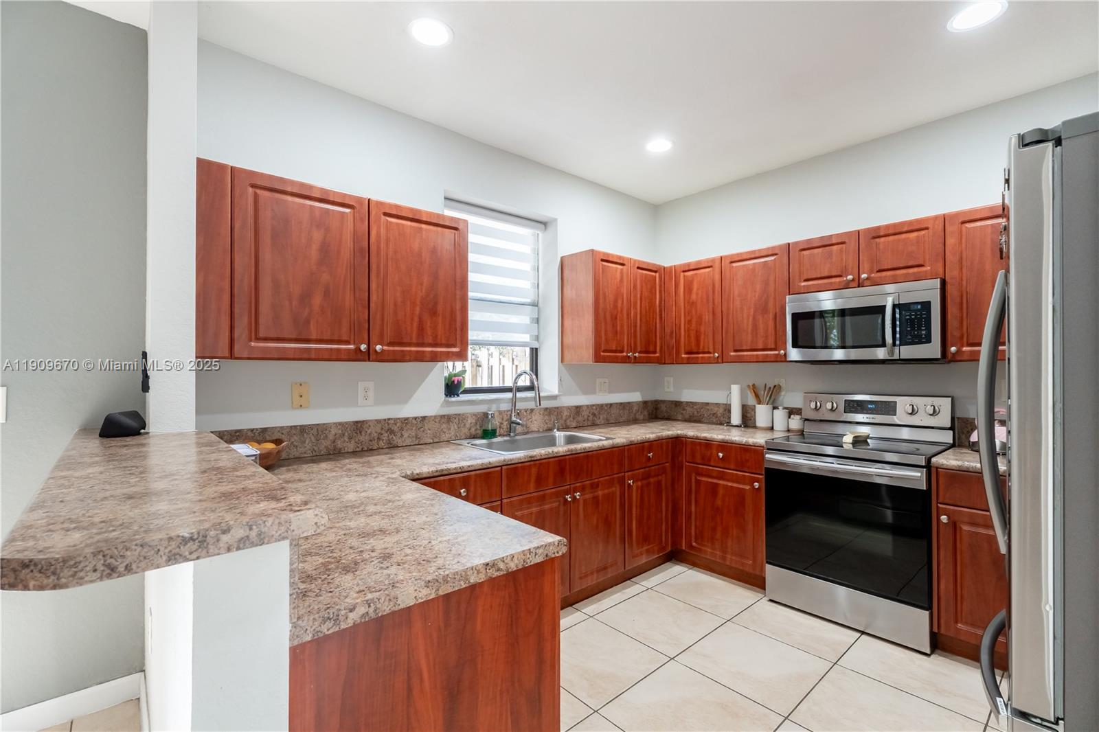 SILVER PALM EAST SEC TWO - Residential