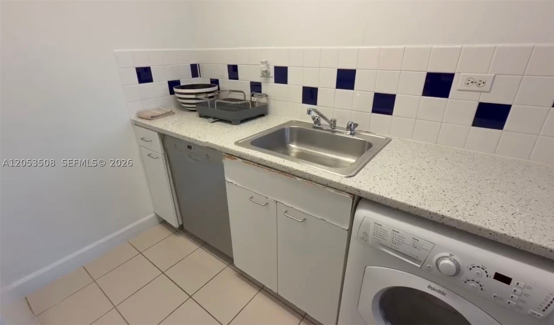1500 Bay Rd 484S