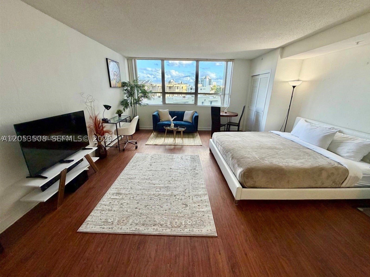 1500 Bay Rd 484S