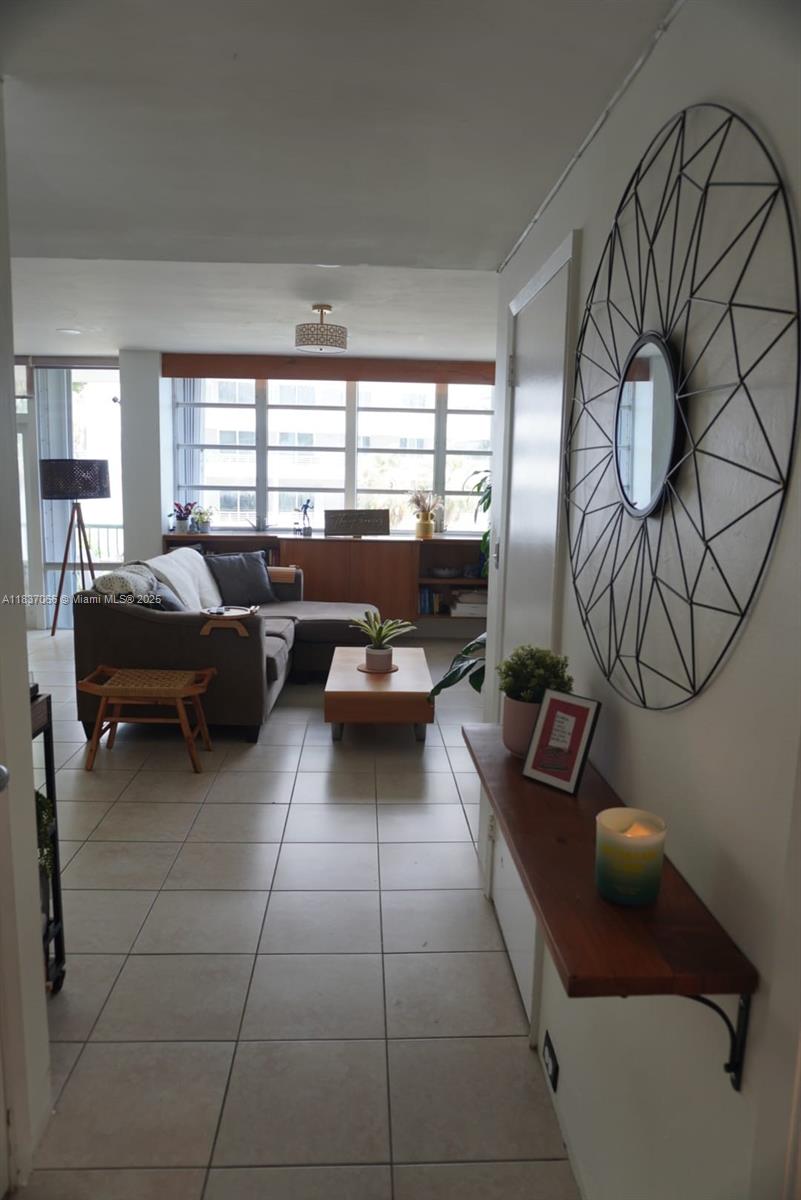 1408 Brickell Bay Dr 411