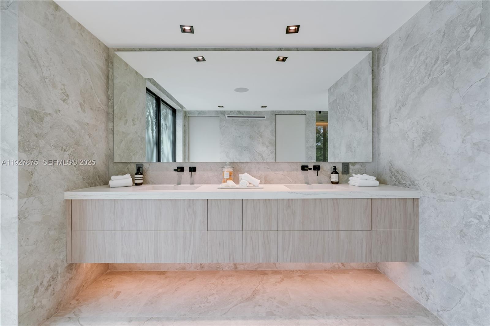 KING PARK - Residential