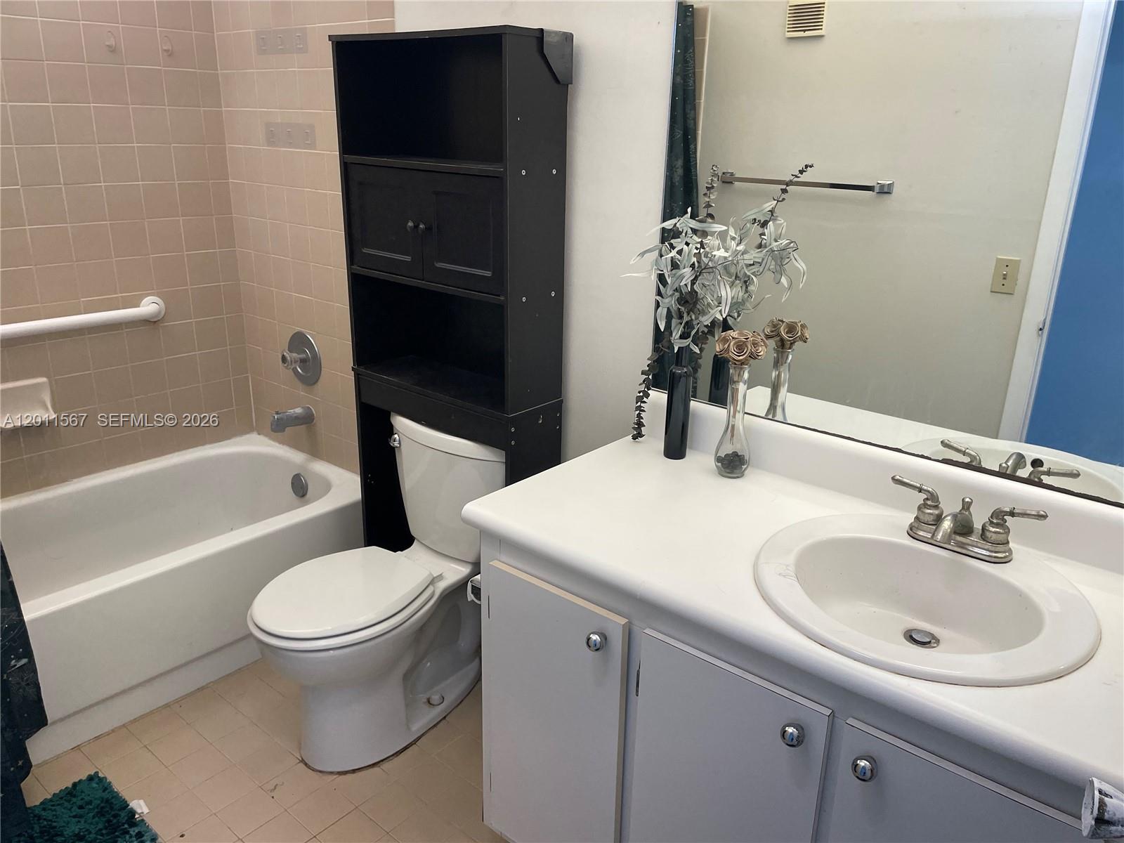 CARMEL AT CALIFORNIA CL C - Residential