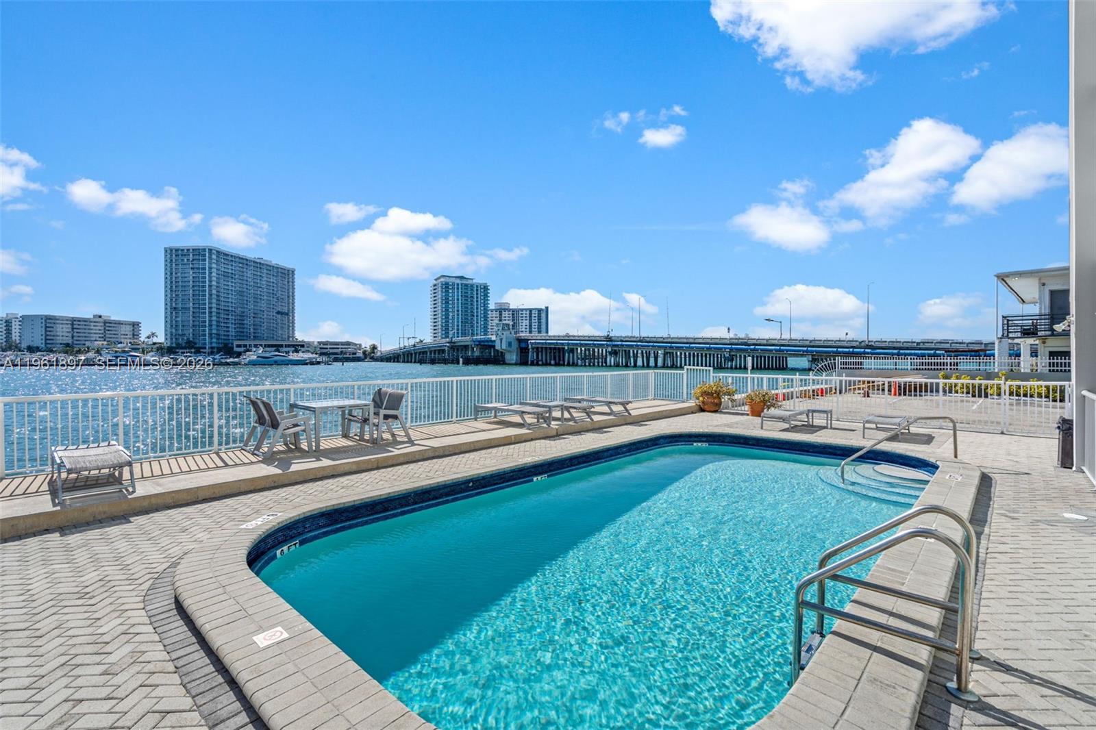 VILLA BAY VISTA CONDO - Residential