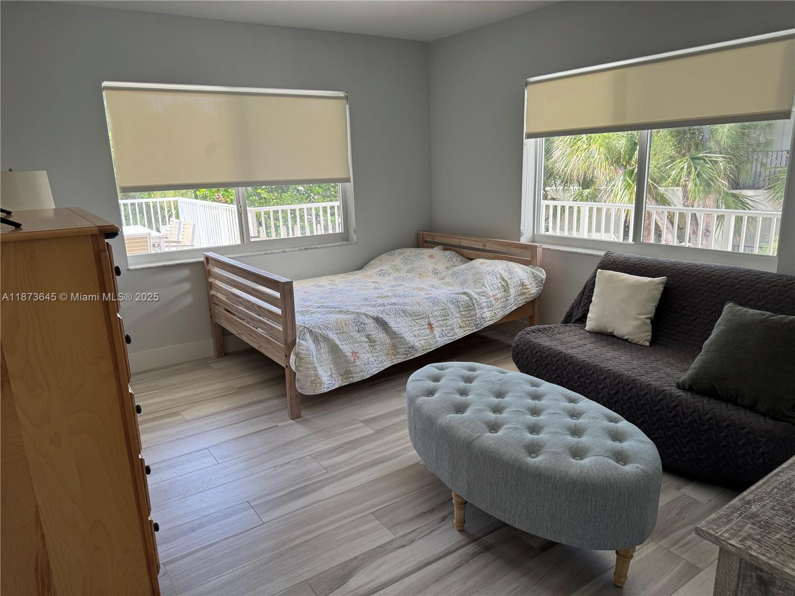 SHORELAND CO-OP - Residential