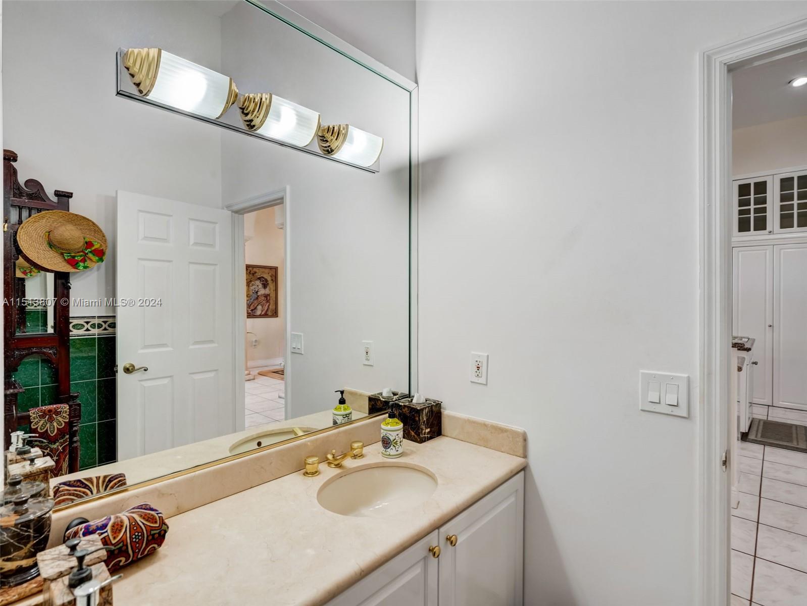 YORK HAUS ESTATES - Residential