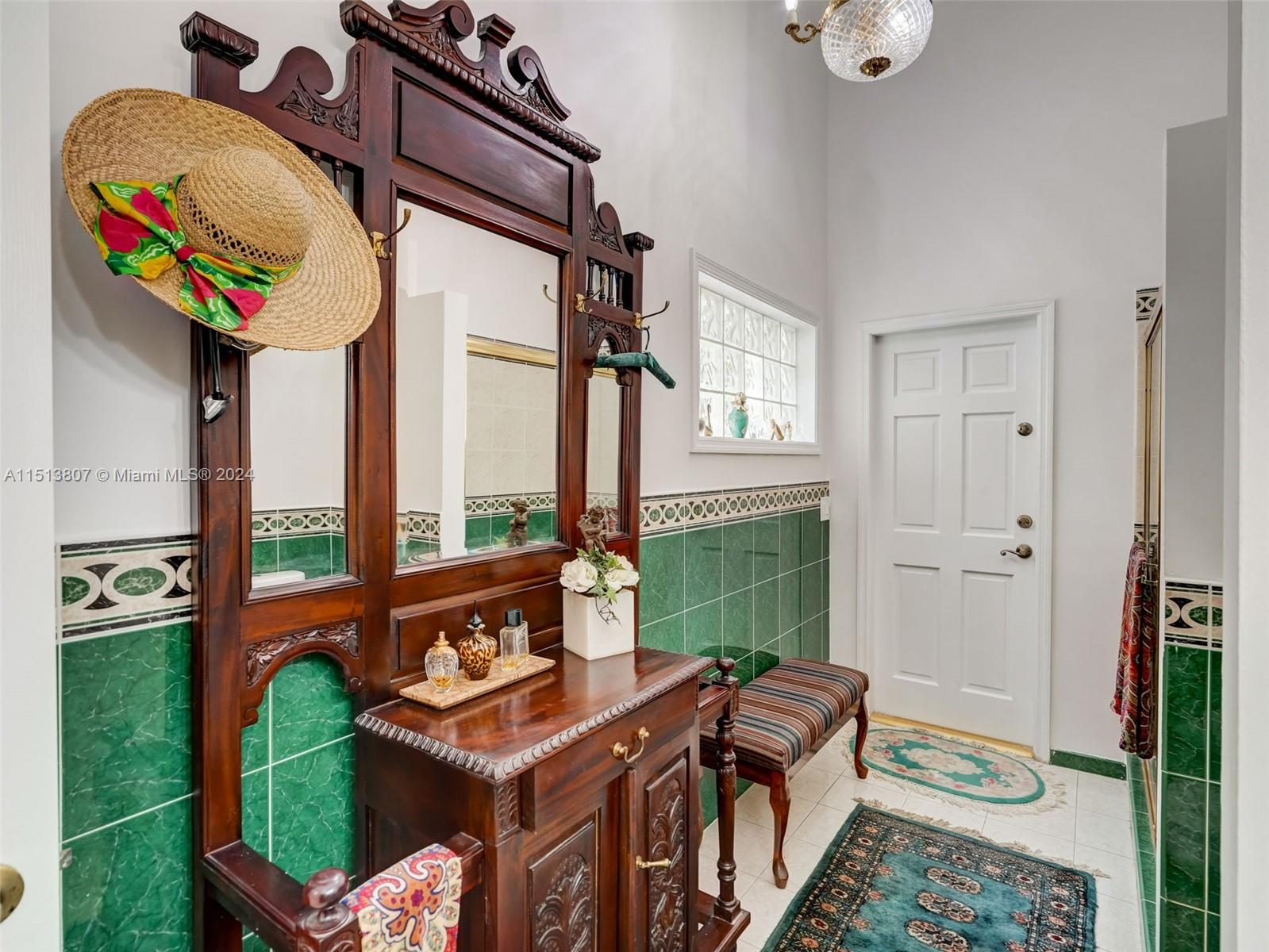 YORK HAUS ESTATES - Residential