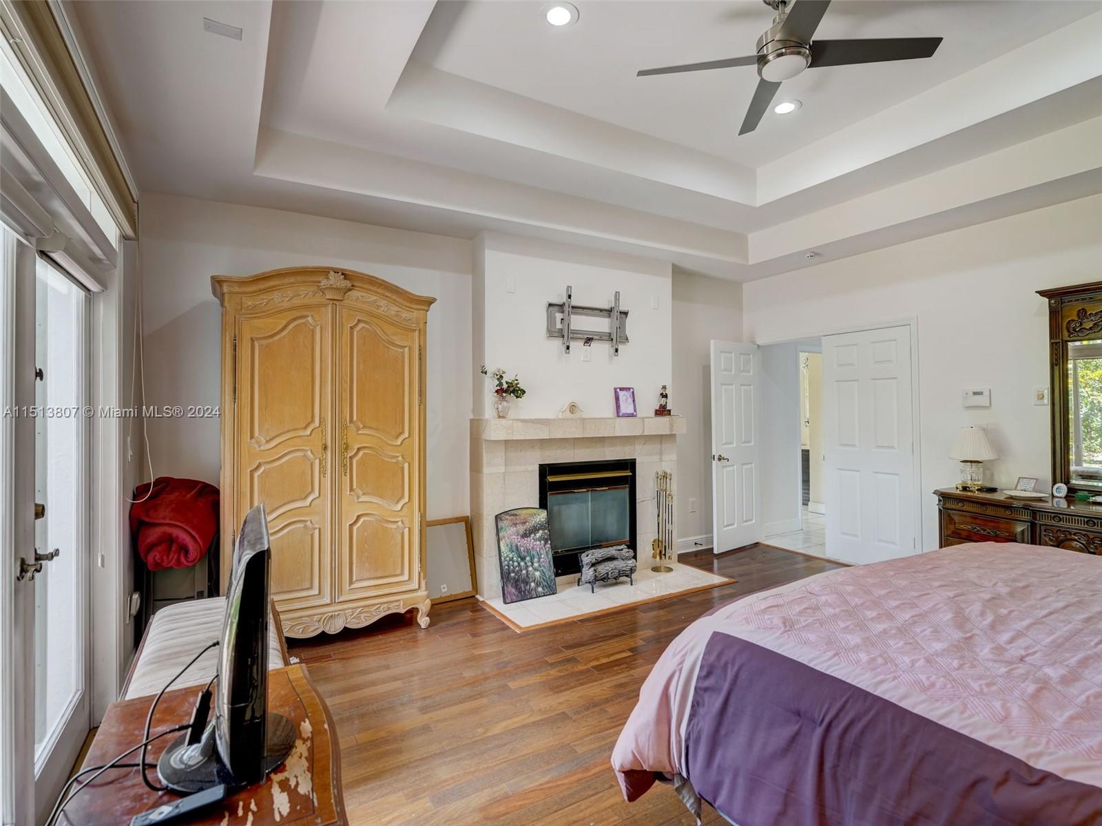 YORK HAUS ESTATES - Residential