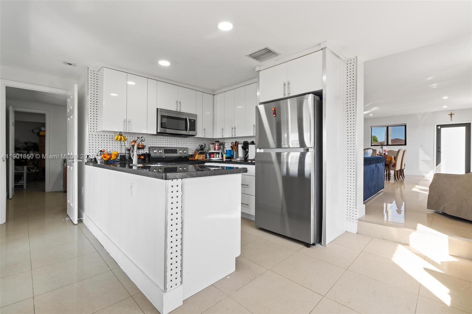 PINE ISLAND LAKE SUB - Residential