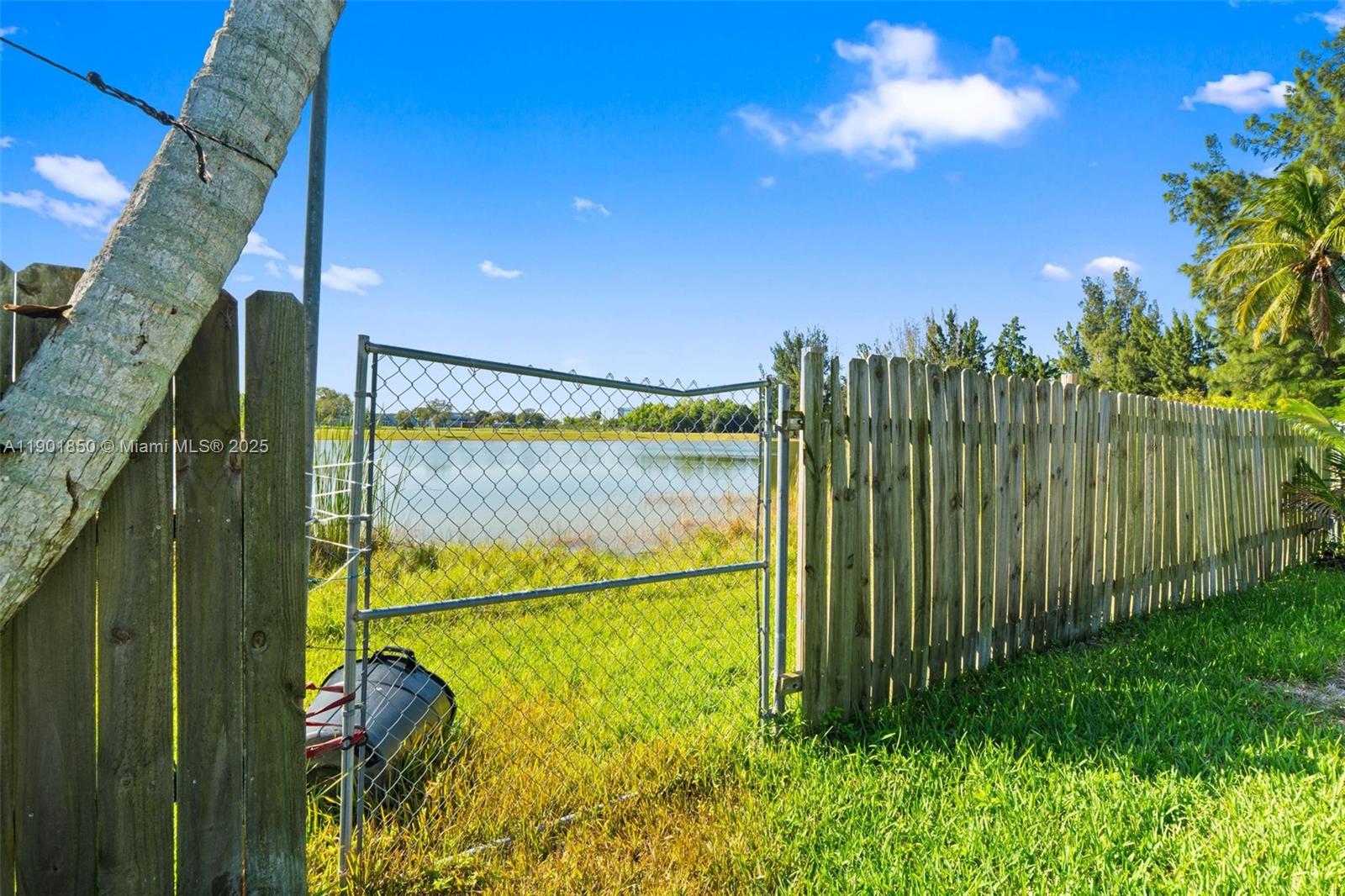 PINE ISLAND LAKE SUB - Residential