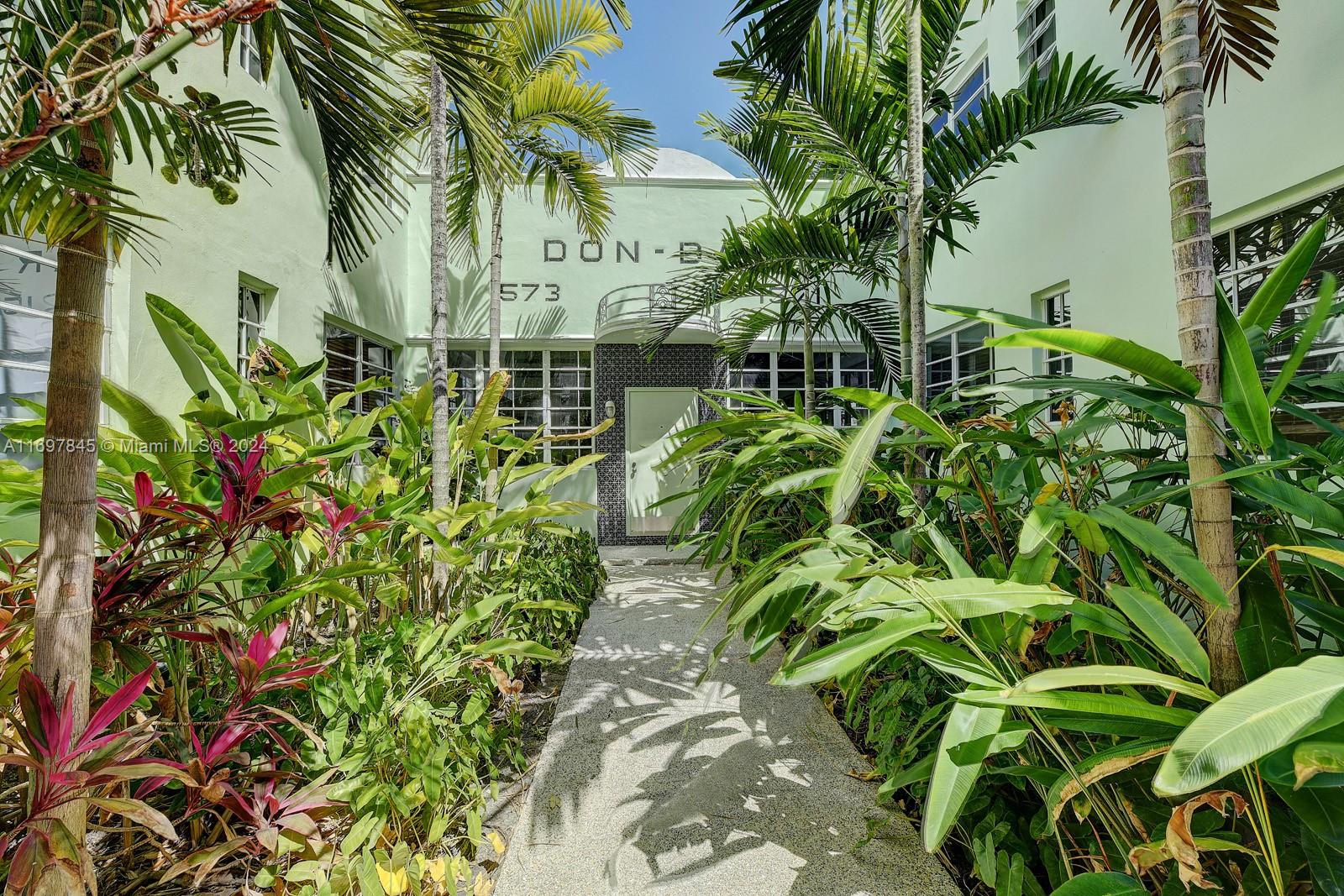 1571 Pennsylvania Ave 4S