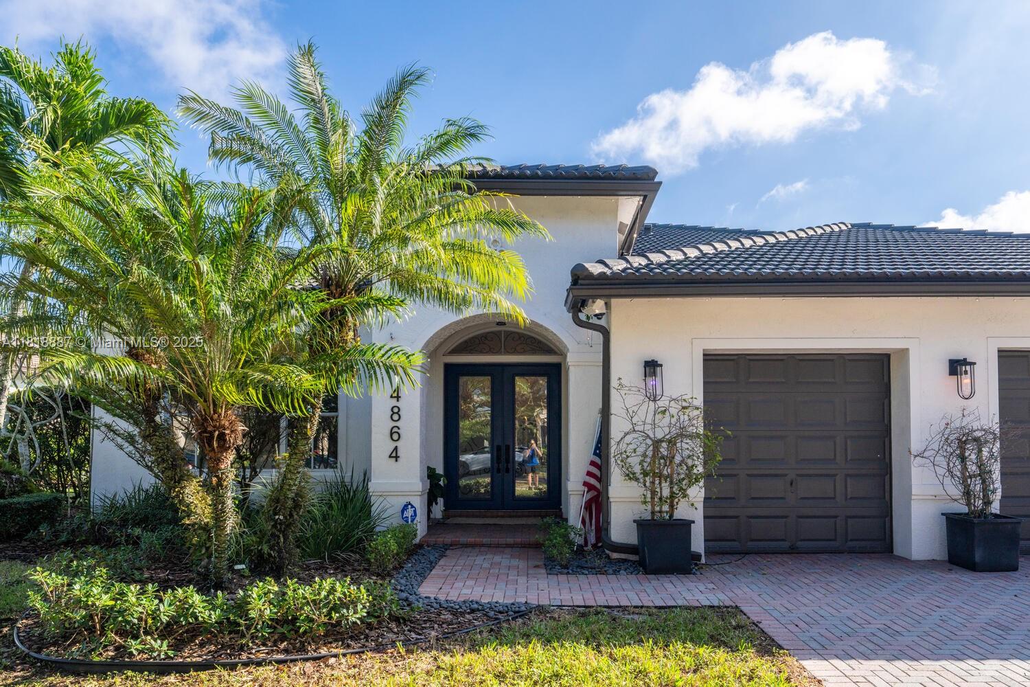 HIBBS GROVE PLANTATION - Residential