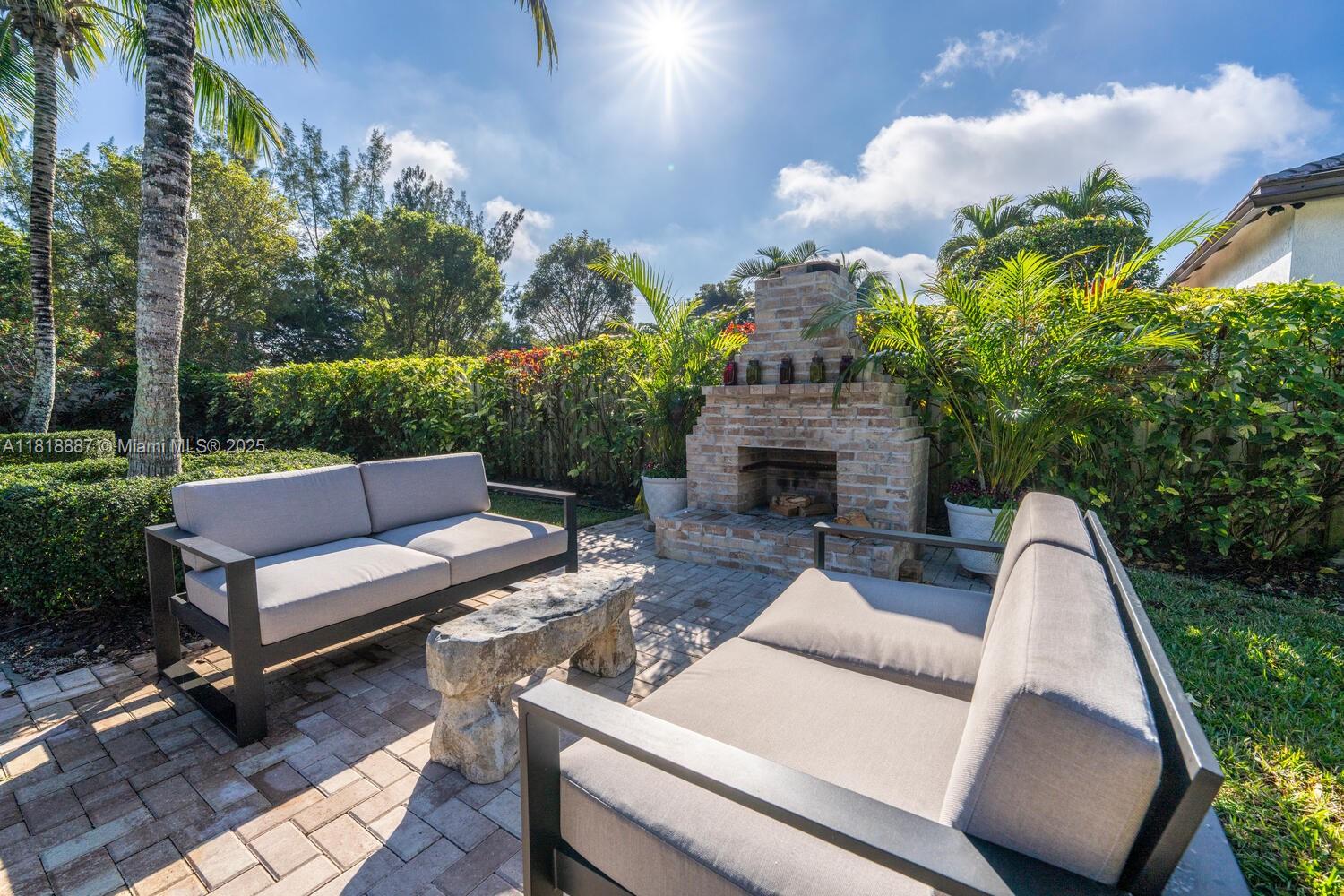 HIBBS GROVE PLANTATION - Residential