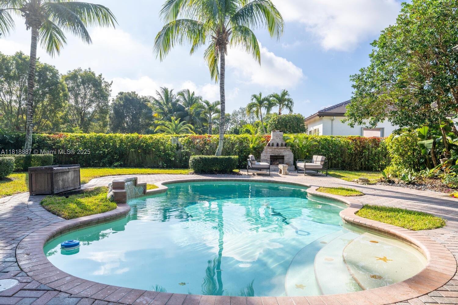 HIBBS GROVE PLANTATION - Residential