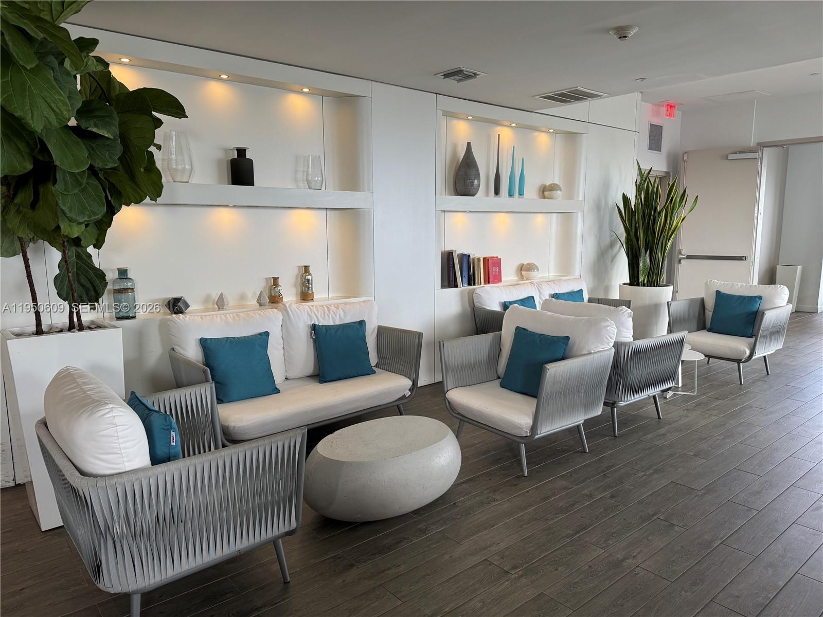 BEACHWALK CONDOMINIUM - Residential