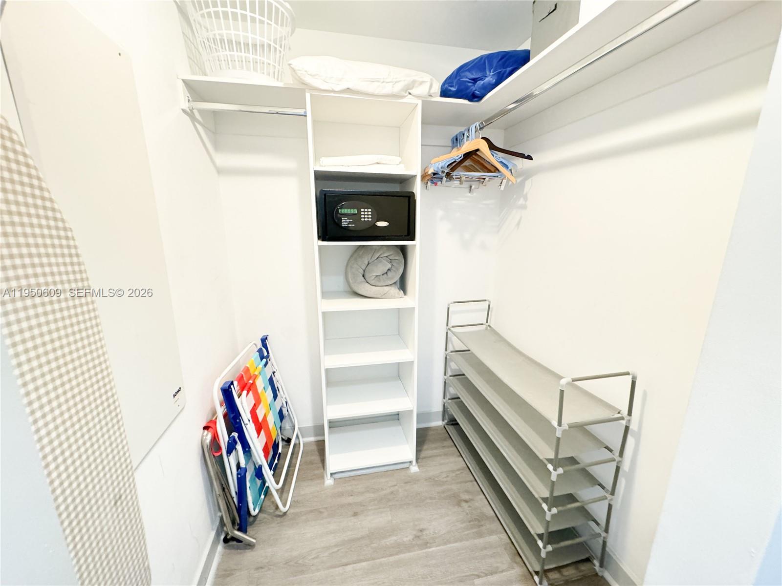 BEACHWALK CONDOMINIUM - Residential