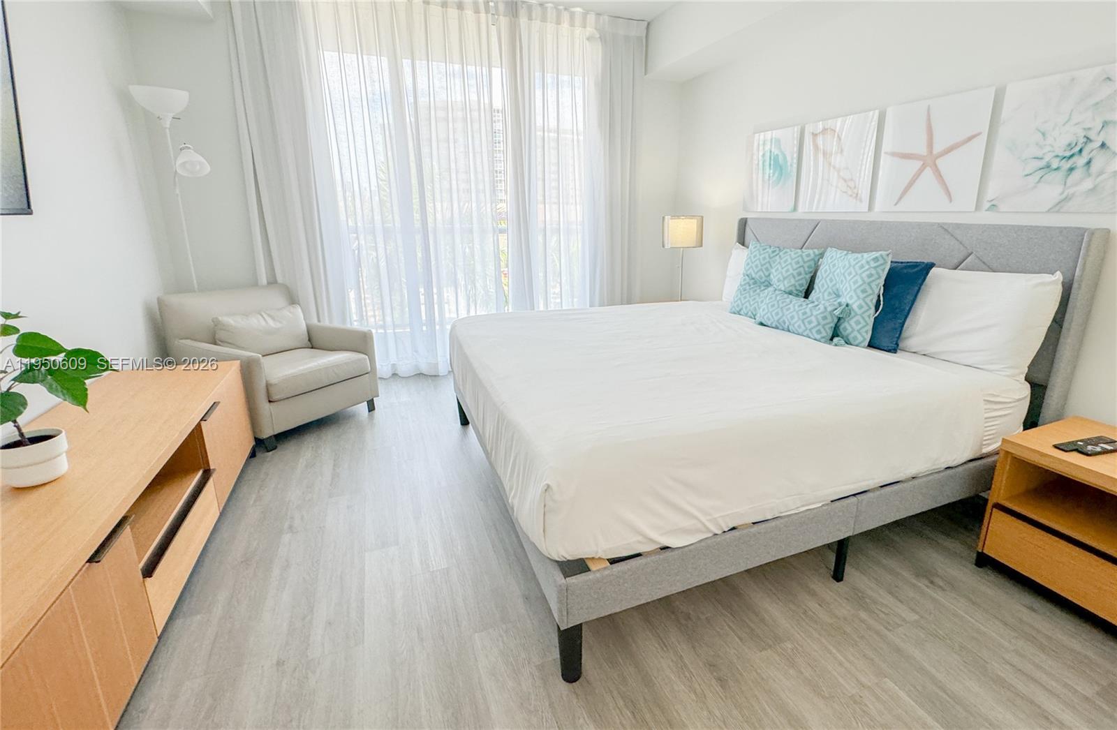 BEACHWALK CONDOMINIUM - Residential