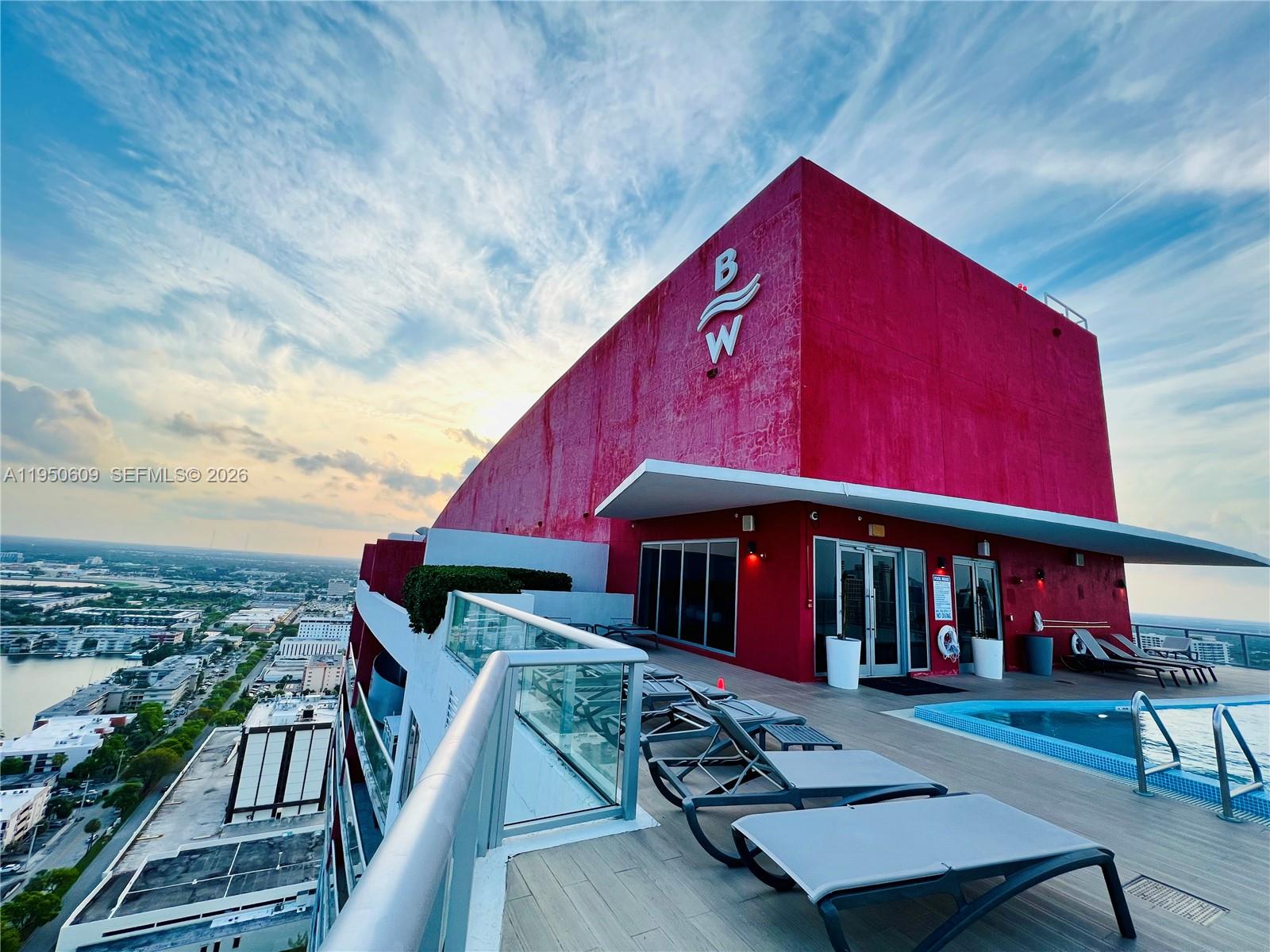 BEACHWALK CONDOMINIUM - Residential