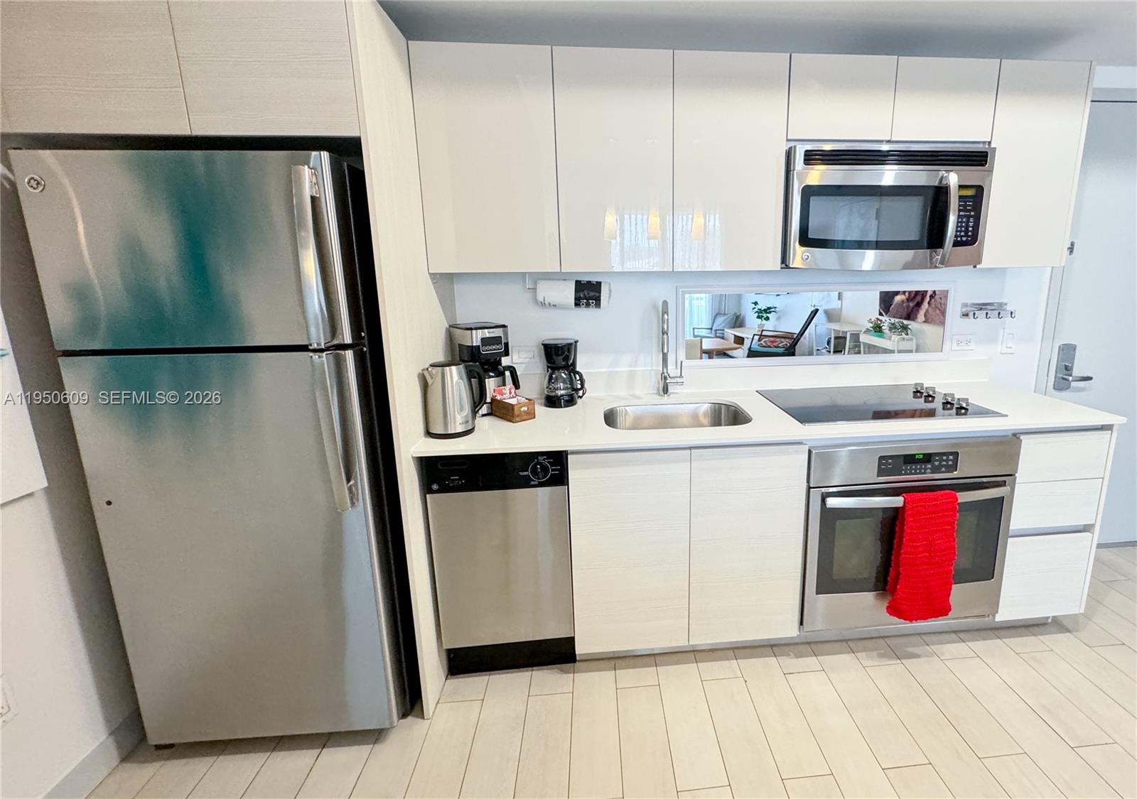 BEACHWALK CONDOMINIUM - Residential