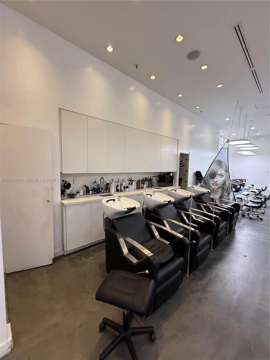 Beauty Salon & Spa in Brickell