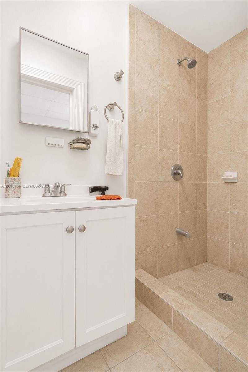 JAI-ALAI HEIGHTS 1ST ADDN - Residential