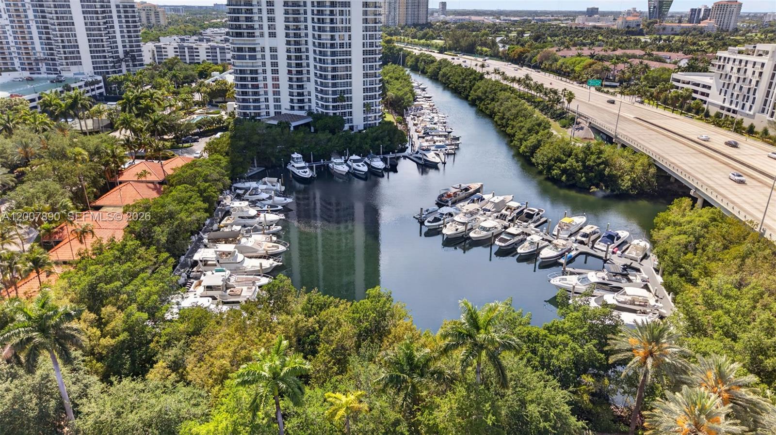 MYSTIC POINTE CONDO NO TW - Residential