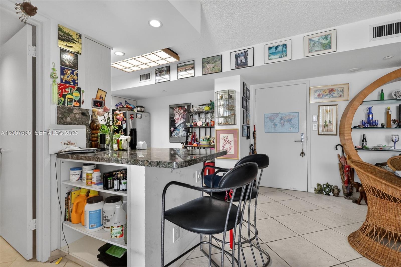 MYSTIC POINTE CONDO NO TW - Residential