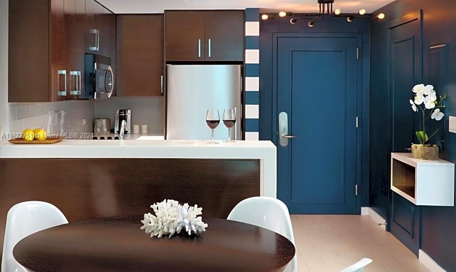 SOLE CONDO - Residential
