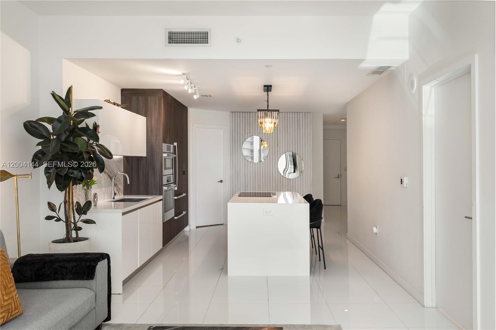 PARAMOUNT MIAMI WORLD - Residential