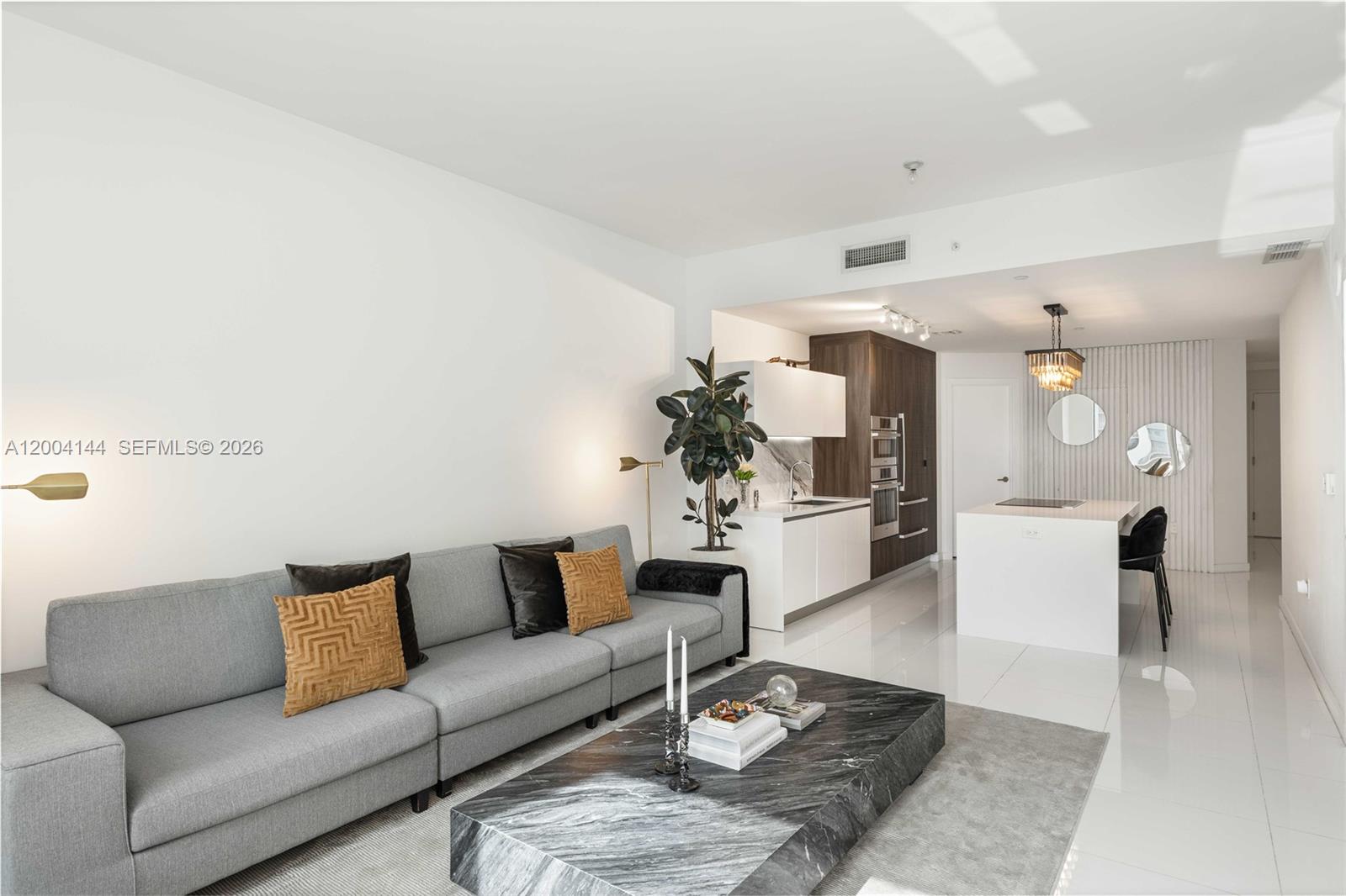 PARAMOUNT MIAMI WORLD - Residential