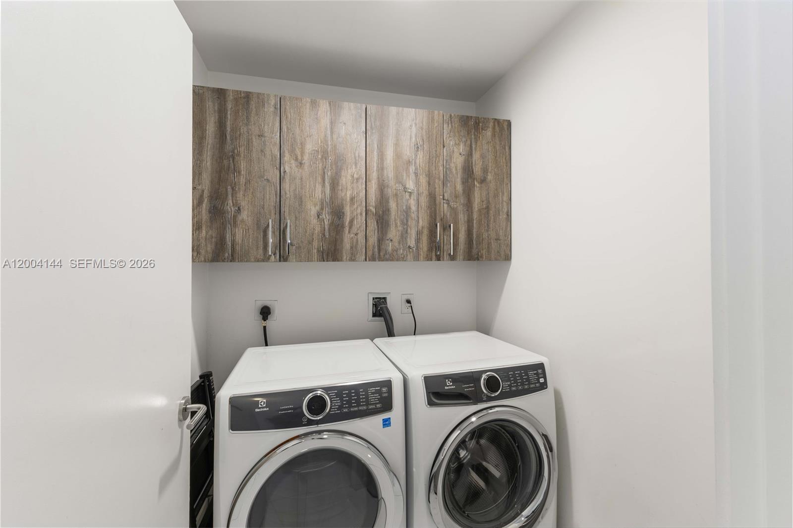 PARAMOUNT MIAMI WORLD - Residential