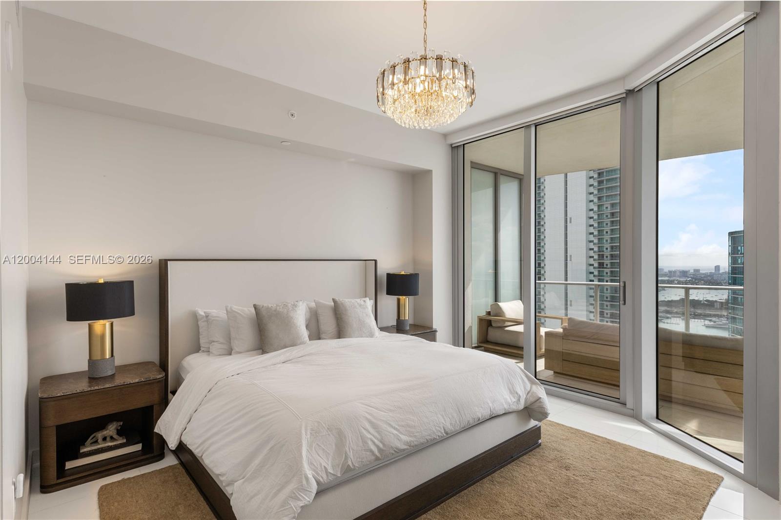 PARAMOUNT MIAMI WORLD - Residential