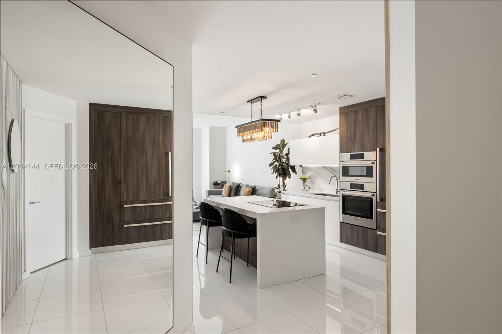 PARAMOUNT MIAMI WORLD - Residential