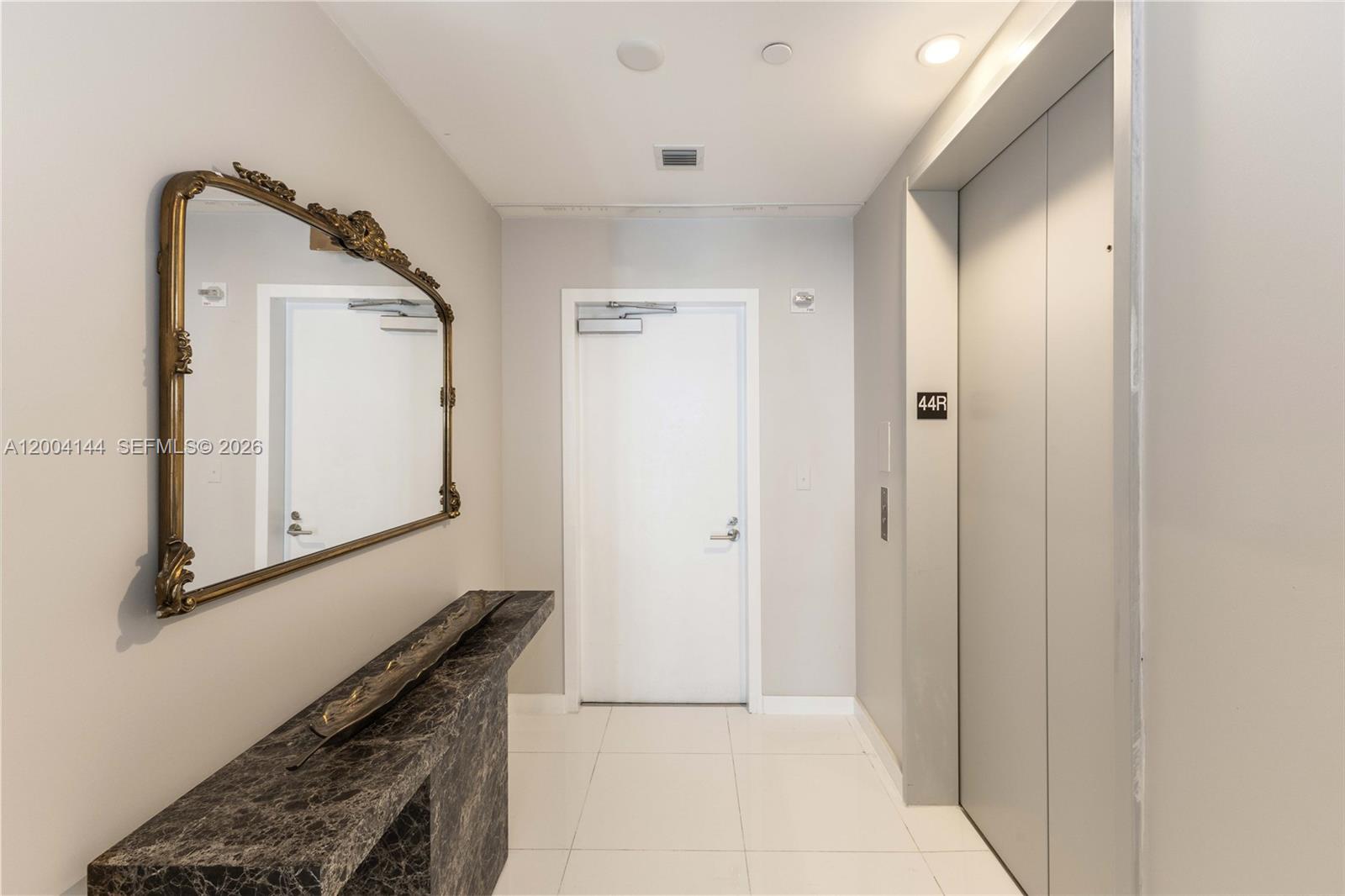 PARAMOUNT MIAMI WORLD - Residential