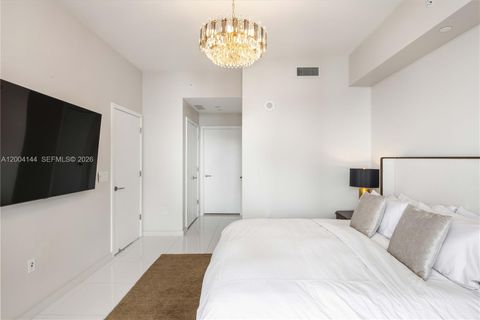 Tiny photo for 851 NE 1st Ave #4405, Miami, FL 33132 (MLS # A12004144)