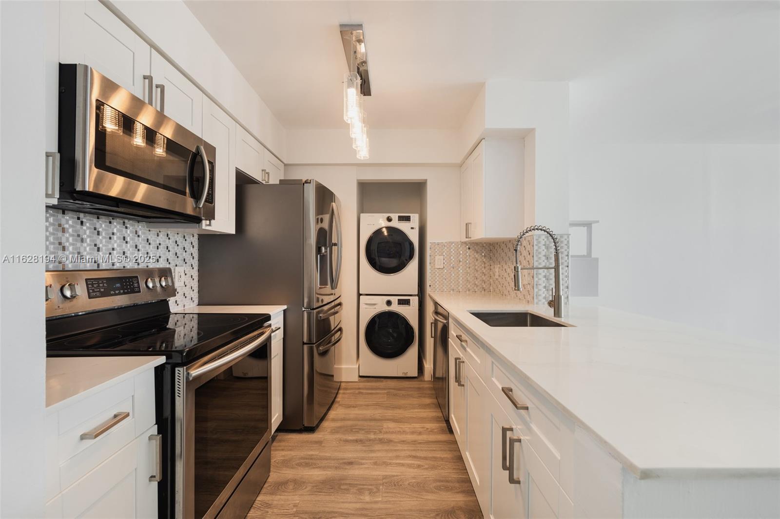 1155 Brickell Bay Dr 2907