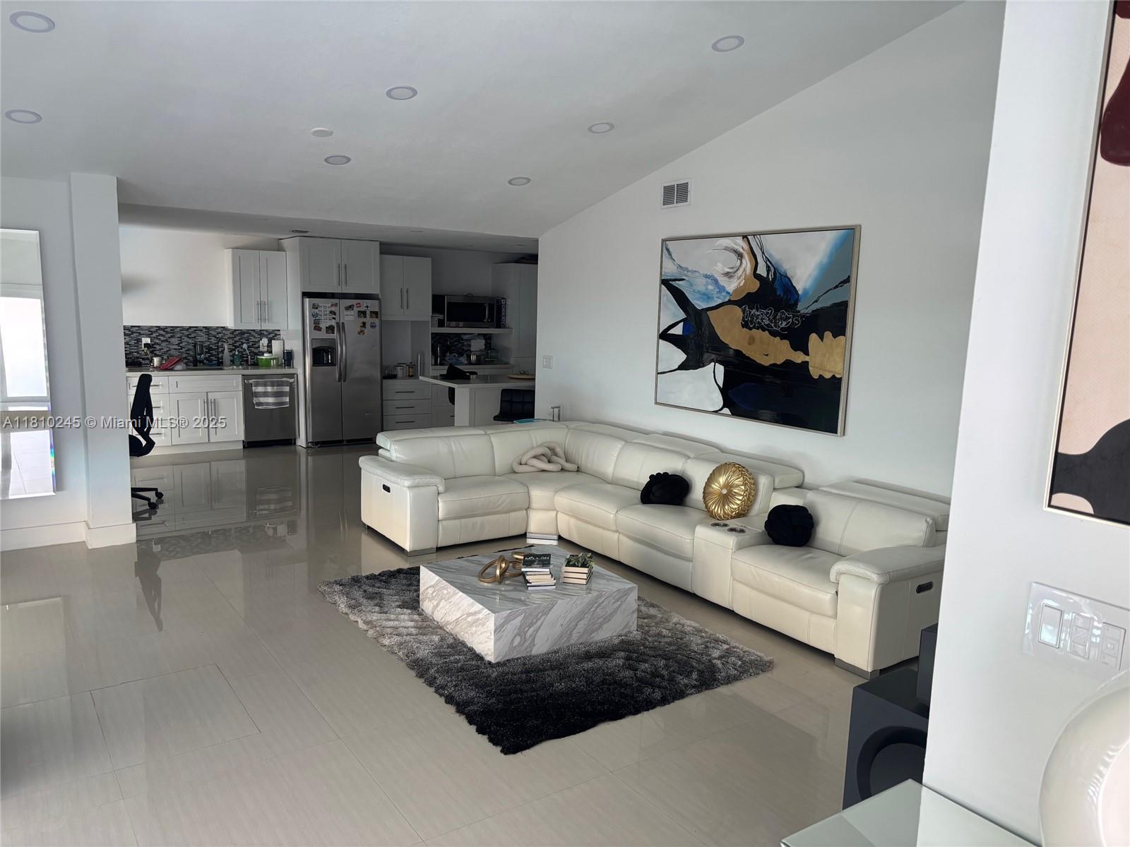 KENDALE BEST NO 1 - Residential Lease