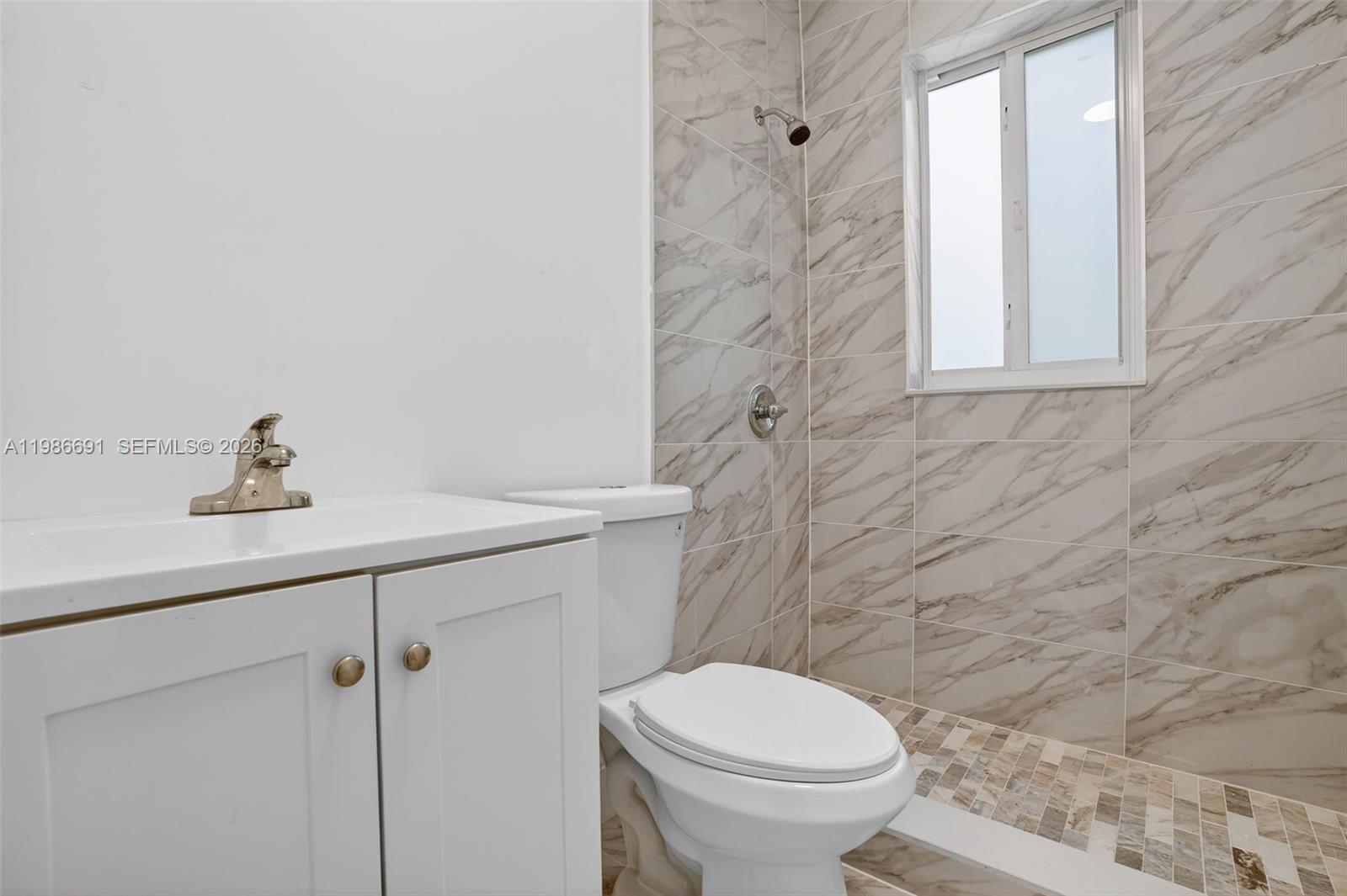 SHENANDOAH - Residential Lease