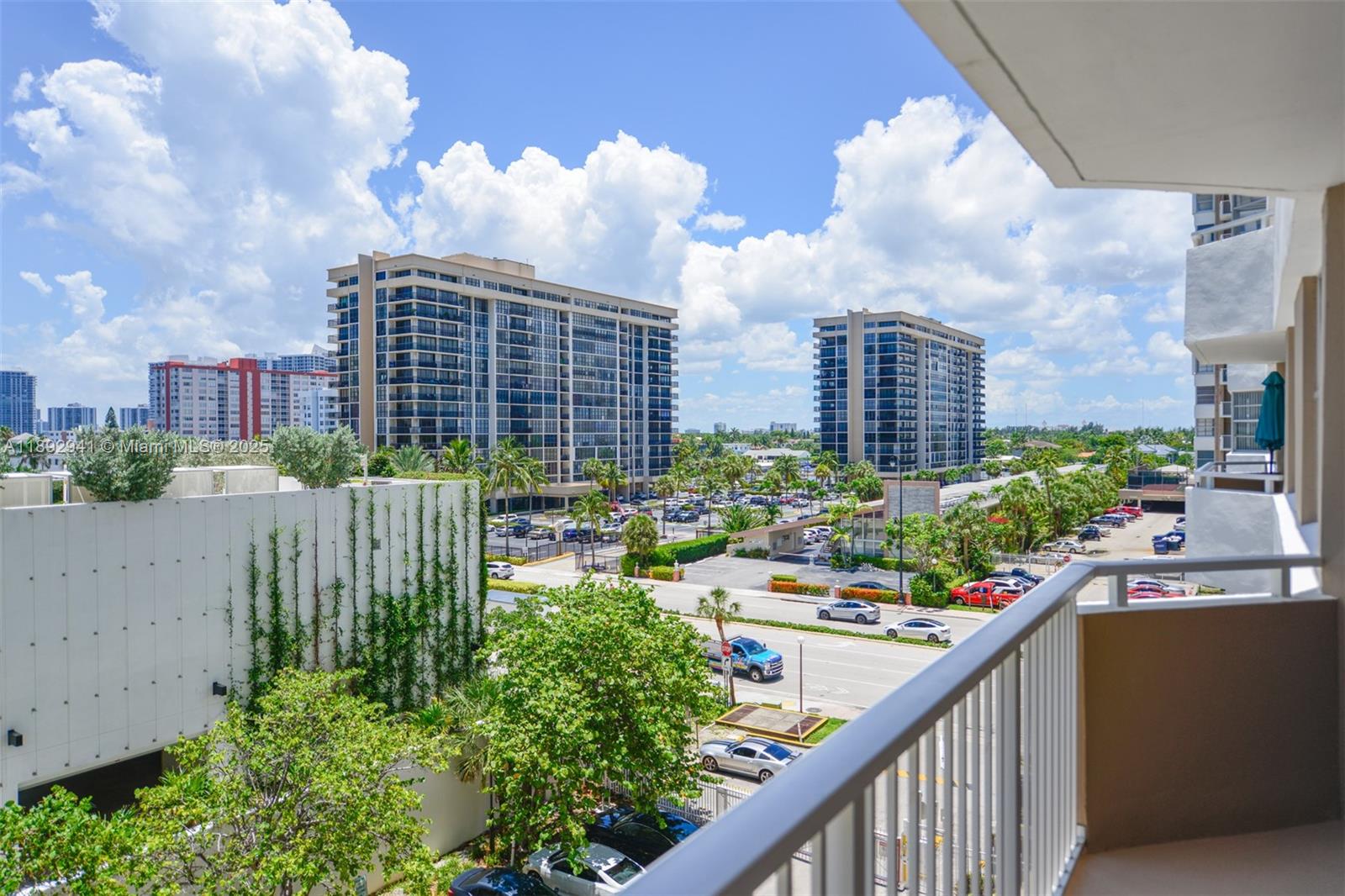 HEMISPHERES CONDO - Residential Lease