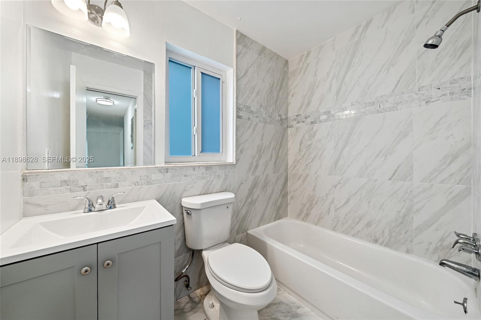 LAUDERDALE NORTH PARK SEC - Residential