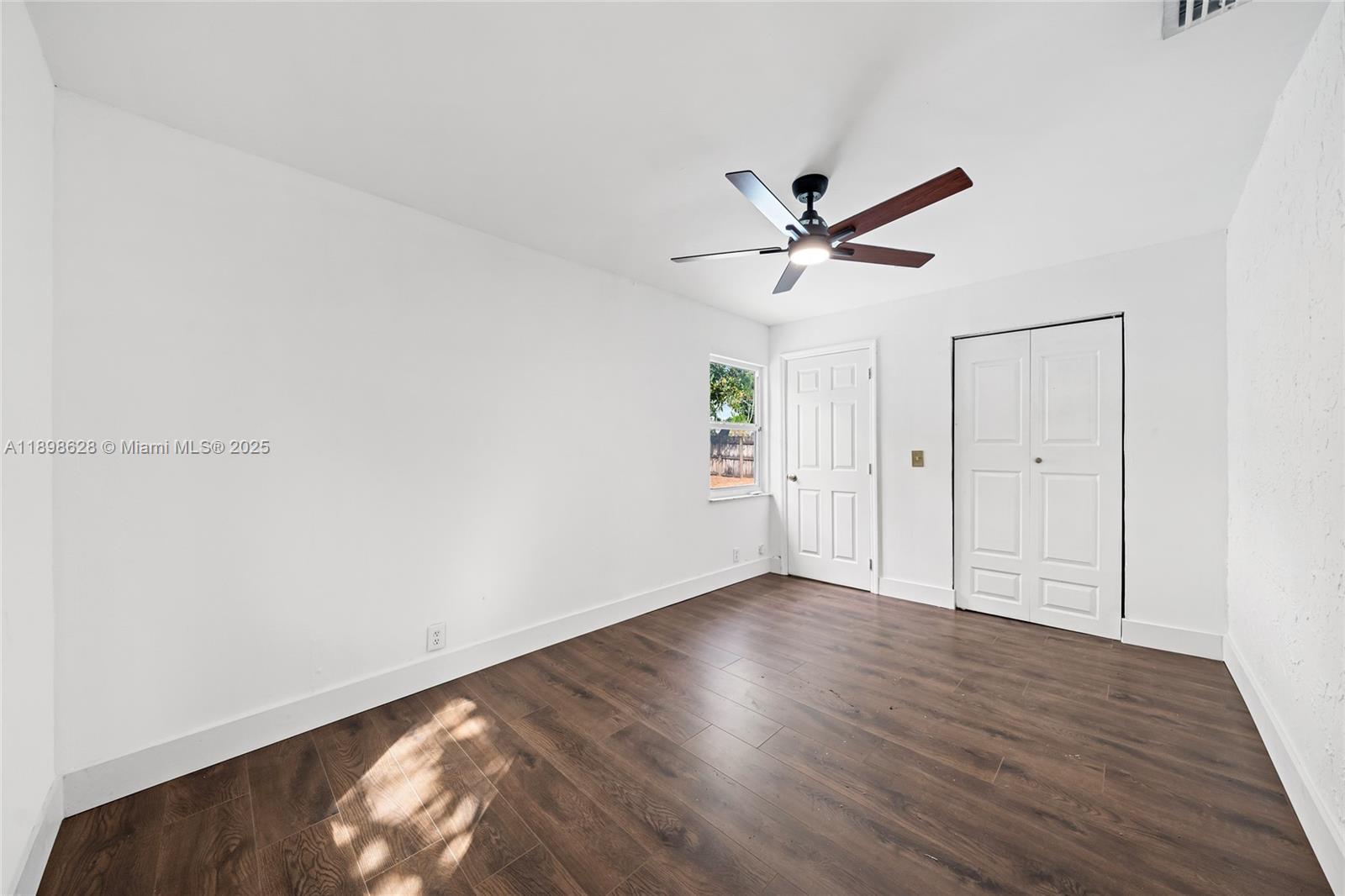 LAUDERDALE NORTH PARK SEC - Residential