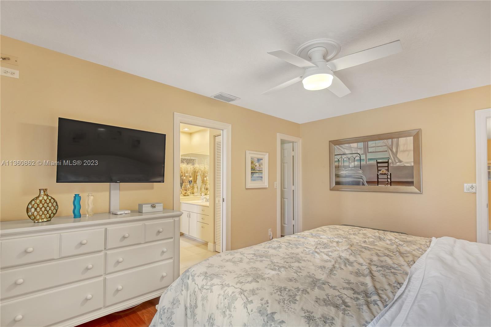 VILLAS OF OCEAN DUNES - Residential Lease