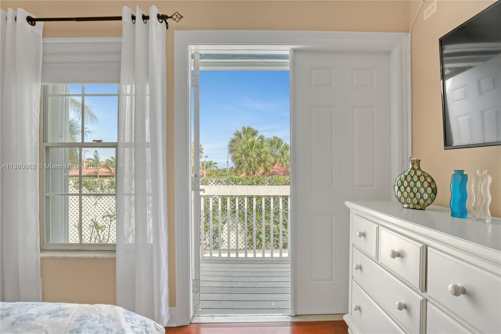 VILLAS OF OCEAN DUNES - Residential Lease