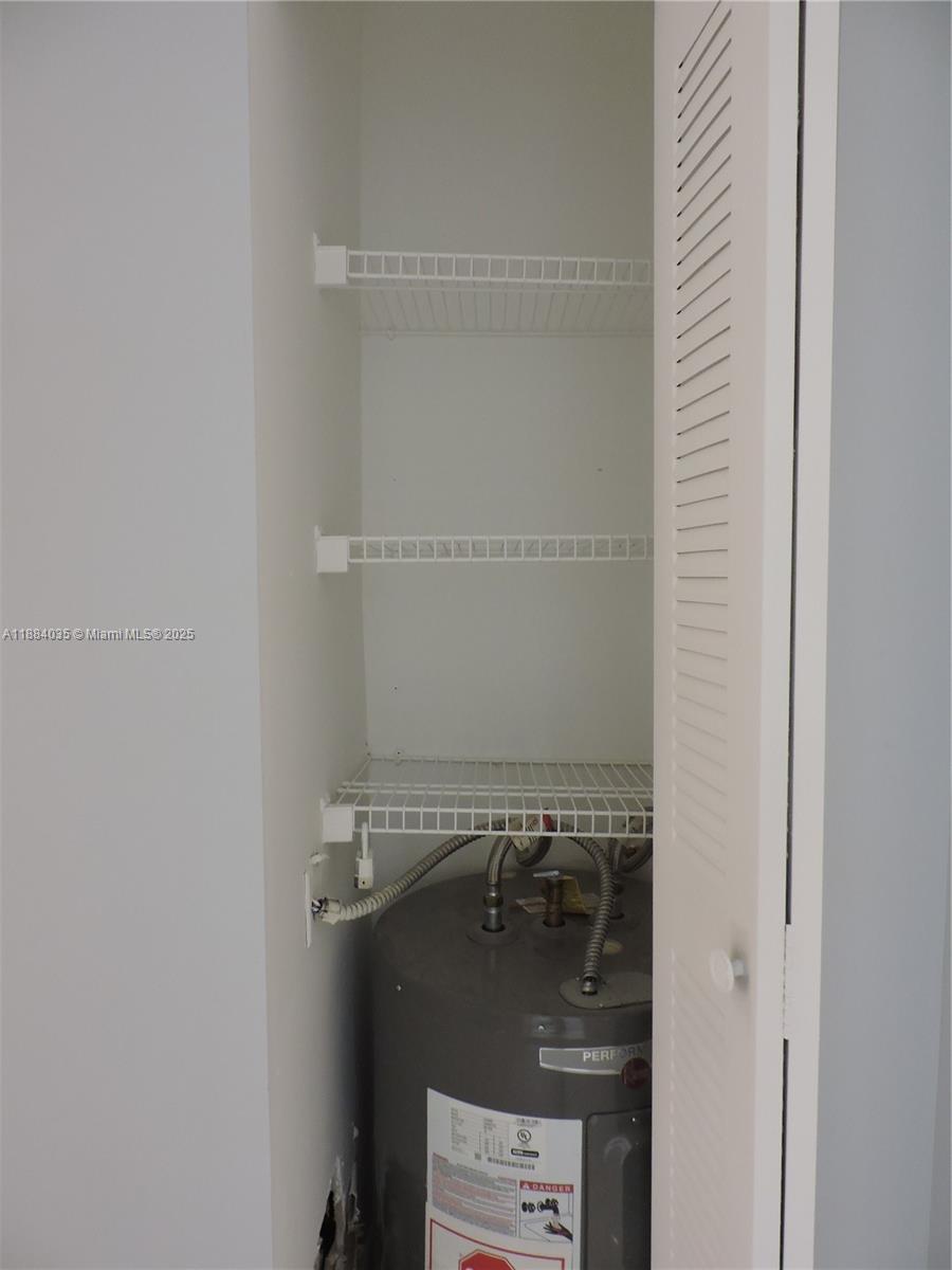 LYNBROOK COURTS CONDO - Residential