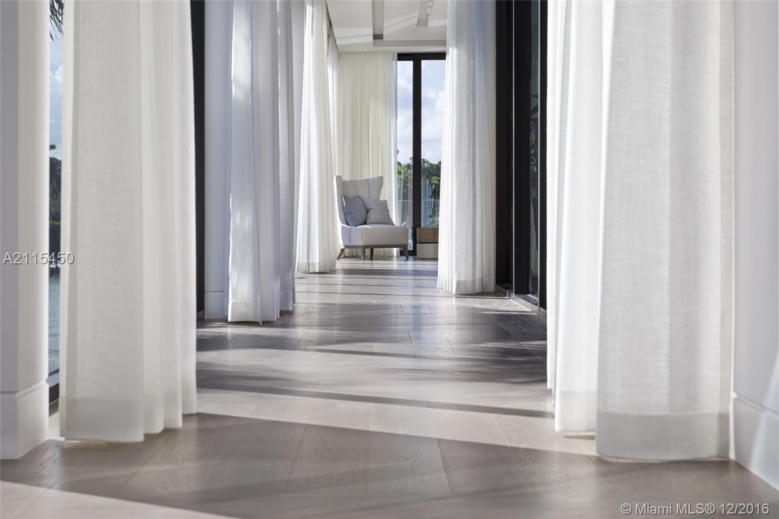 LA GORCE GOLF SUB - Residential