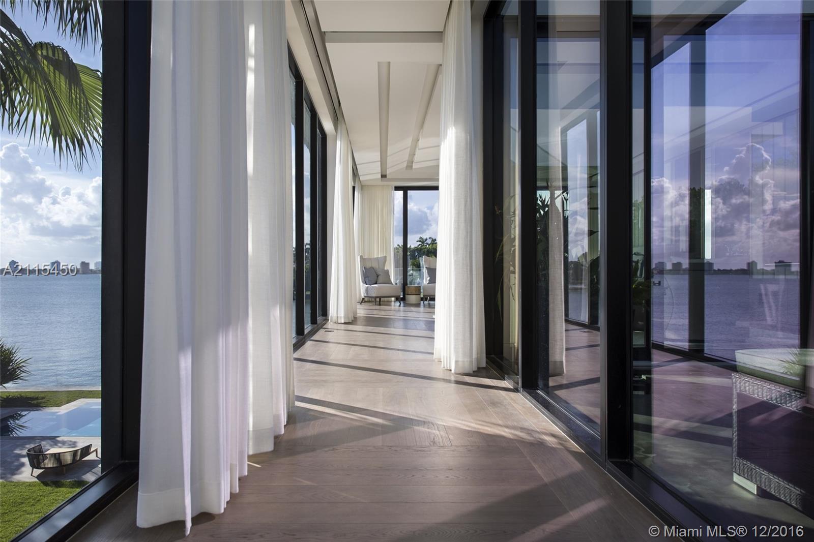 LA GORCE GOLF SUB - Residential