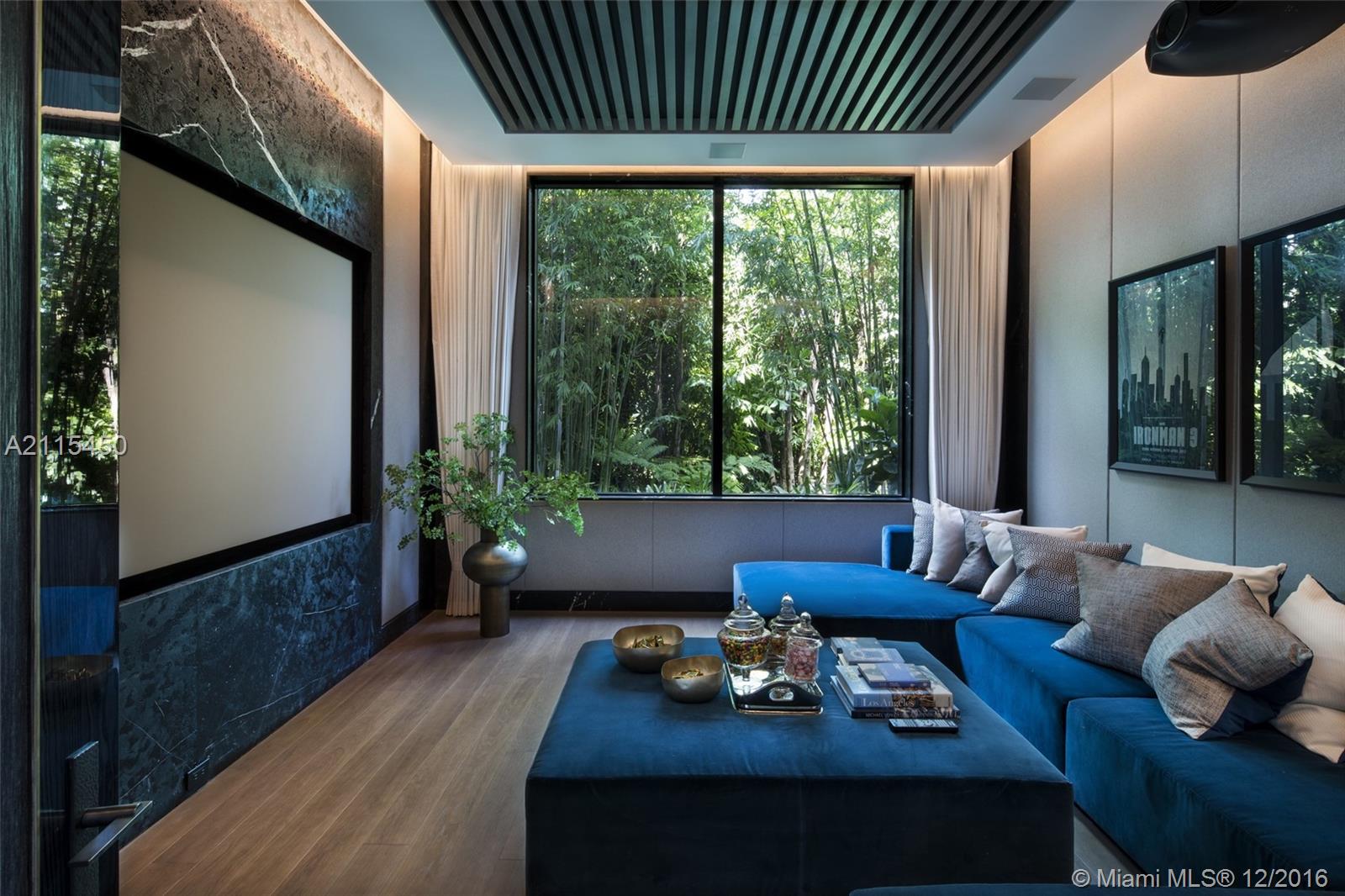 LA GORCE GOLF SUB - Residential