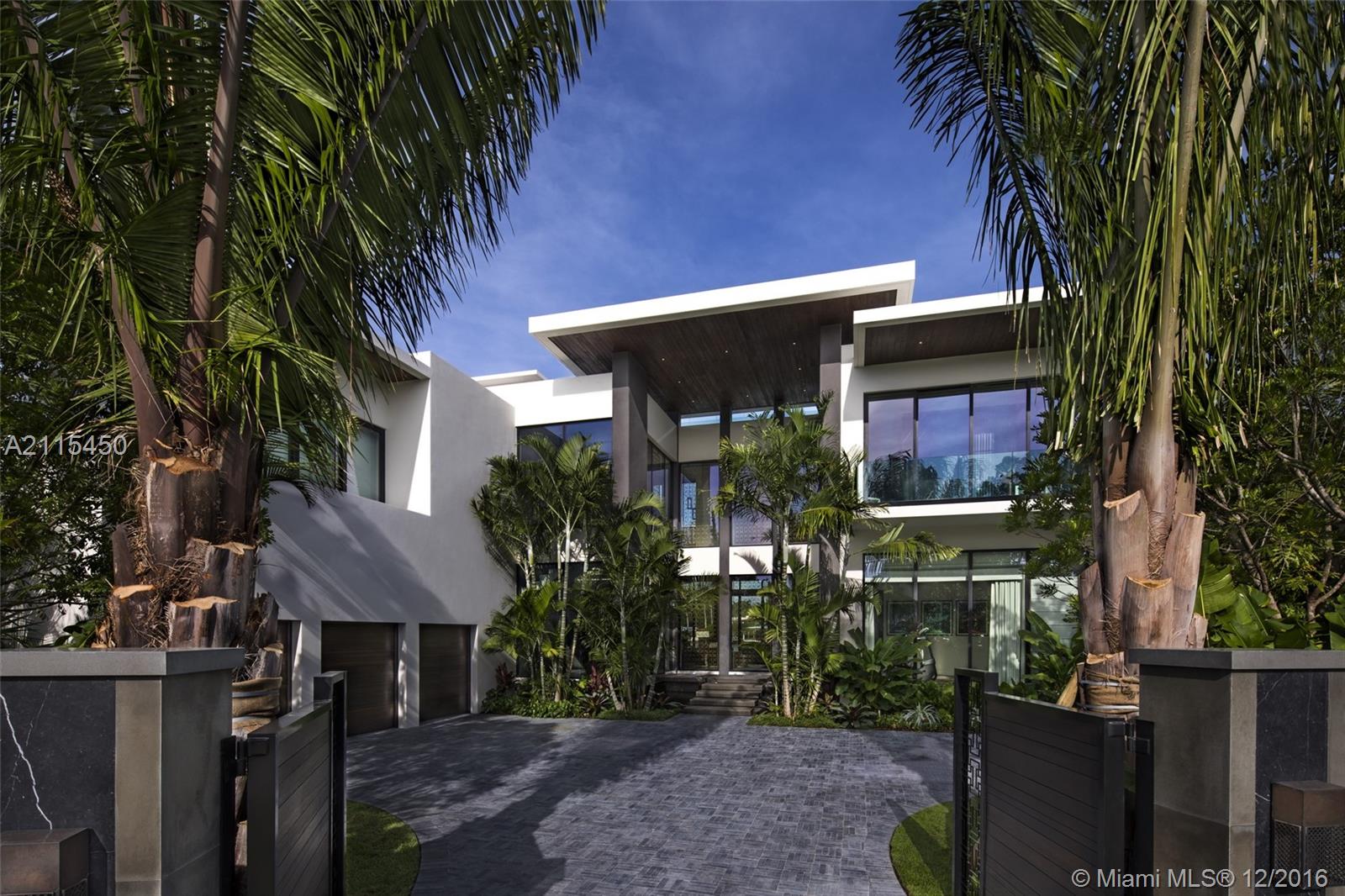 LA GORCE GOLF SUB - Residential