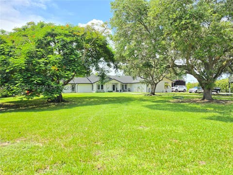 Tiny photo for 15290 SW 200th St, Miami, FL 33187 (MLS # A12077083)