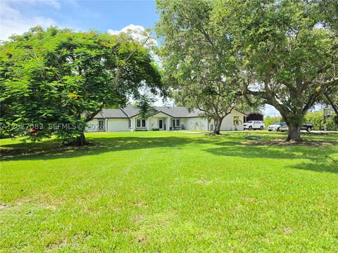 Tiny photo for 15290 SW 200th St, Miami, FL 33187 (MLS # A12077083)