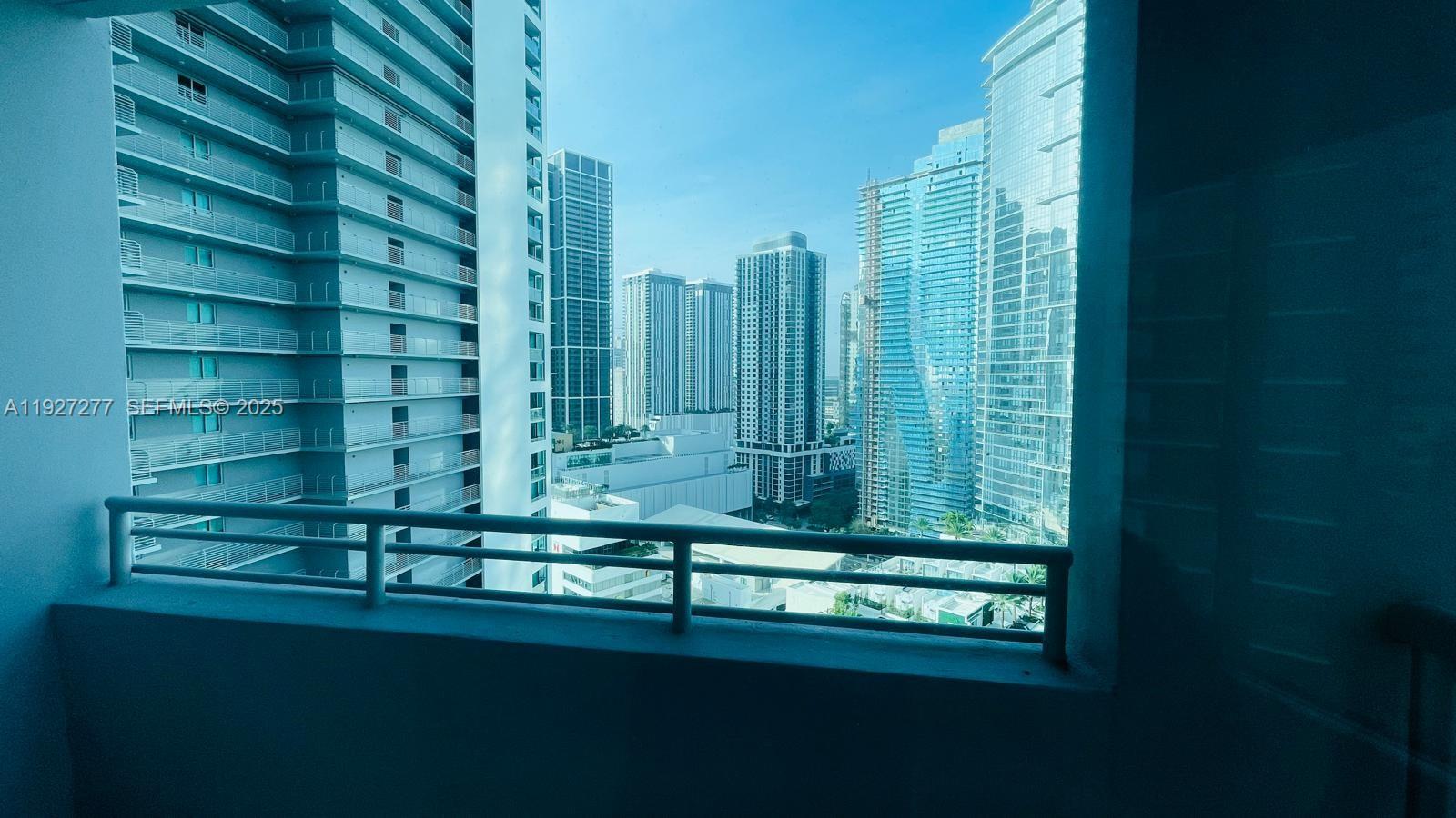 888 Biscayne Blvd 2412